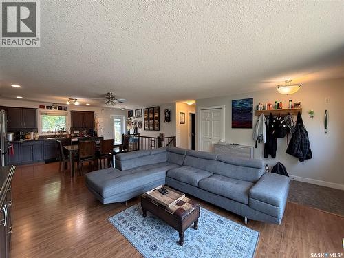 134 10Th Street, Humboldt, SK - Indoor Photo Showing Living Room
