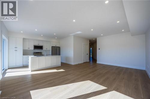 115 Amber Street, Waterford, ON - Indoor Photo Showing Kitchen