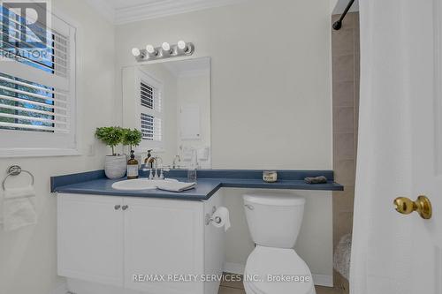 128 Seaside Circle, Brampton, ON - Indoor Photo Showing Bathroom