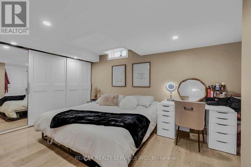 128 Seaside Circle, Brampton, ON - Indoor Photo Showing Bedroom