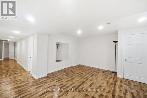 270 Whetham Heights, Milton, ON - Indoor Photo Showing Other Room