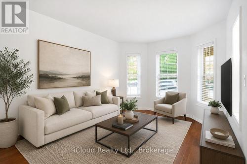270 Whetham Heights, Milton, ON - Indoor Photo Showing Living Room