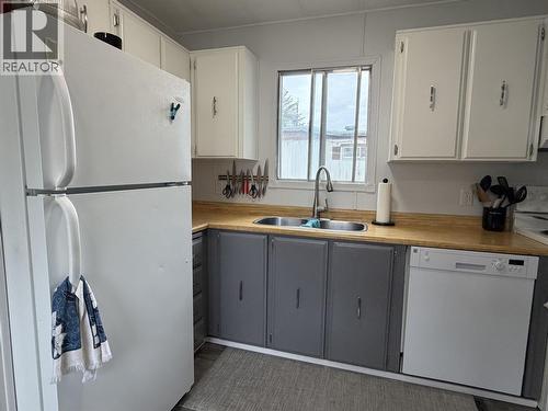 24 4625 Graham Avenue, Terrace, BC - Indoor Photo Showing Kitchen With Double Sink