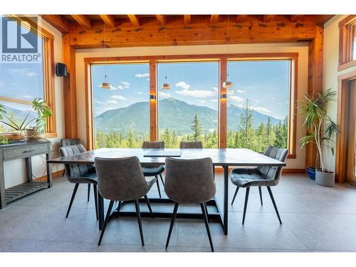 Dining rm - 1917 Mt Mcpherson Drive, Revelstoke, BC - Indoor Photo Showing Dining Room
