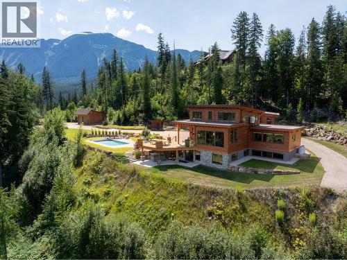 1917 Mt Mcpherson Drive, Revelstoke, BC - Outdoor