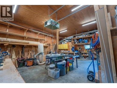 1917 Mt Mcpherson Drive, Revelstoke, BC - Indoor Photo Showing Garage