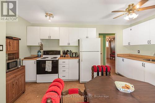 2138 Falmouth Terrace, Burlington, ON - Indoor Photo Showing Kitchen