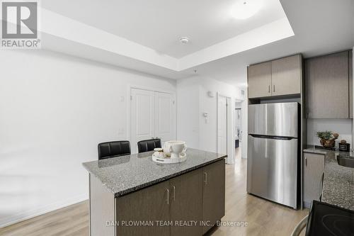 1210 - 2635 William Jackson Drive, Pickering, ON - Indoor Photo Showing Kitchen