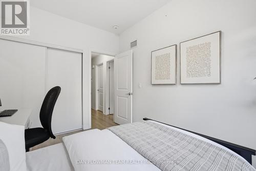 1210 - 2635 William Jackson Drive, Pickering, ON - Indoor Photo Showing Bedroom
