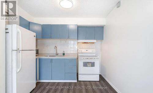 517 - 4673 Jane Street, Toronto, ON - Indoor Photo Showing Kitchen