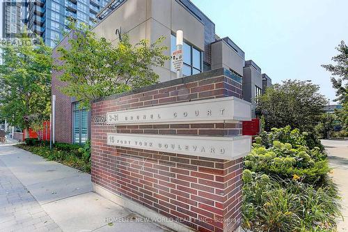307 - 15 Fort York Boulevard, Toronto, ON - Outdoor
