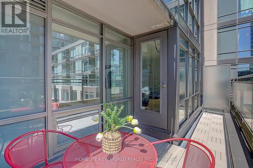307 - 15 Fort York Boulevard, Toronto, ON -  With Exterior
