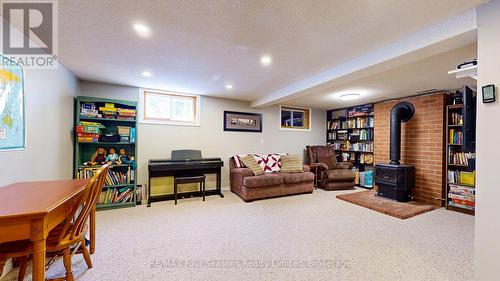 74 Telfer Road, Collingwood, ON - Indoor Photo Showing Other Room