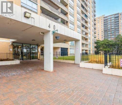 903 - 40 Panorama Court, Toronto, ON - Outdoor