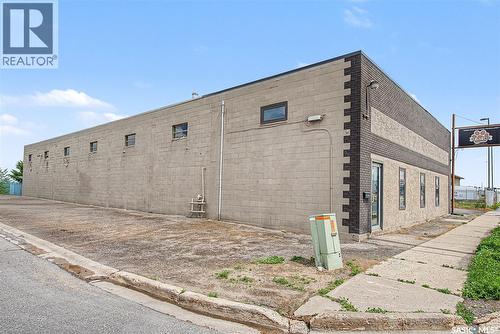 560 Dewdney Avenue E, Regina, SK 