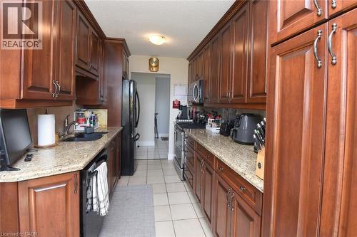 75 Queen Street N Unit# 1204, Hamilton, ON - Indoor Photo Showing Kitchen