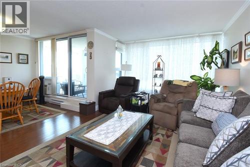 75 Queen Street N Unit# 1204, Hamilton, ON - Indoor Photo Showing Living Room