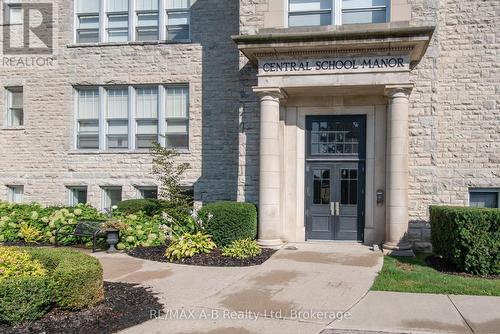 1C - 189 Elizabeth Street, St. Marys, ON - Outdoor