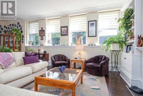 1C - 189 Elizabeth Street, St. Marys, ON - Indoor Photo Showing Living Room