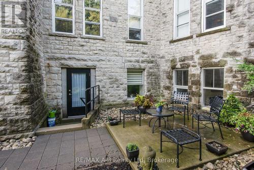 Exclusive use patio/garden - 1C - 189 Elizabeth Street, St. Marys, ON - Outdoor
