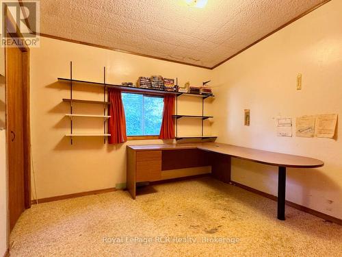 3rd main floor bedroom - 2 William Street, Northern Bruce Peninsula, ON - Indoor
