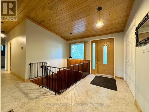 Huge open foyer entry with double door closet. - 2 William Street, Northern Bruce Peninsula, ON - Indoor Photo Showing Other Room
