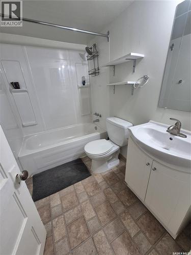 729 Bertrand Avenue, Radville, SK - Indoor Photo Showing Bathroom