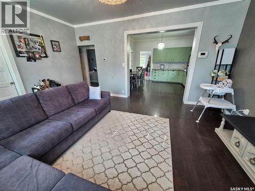729 Bertrand Avenue, Radville, SK - Indoor Photo Showing Living Room