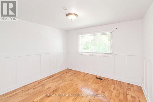 100 Mountain Avenue N, Hamilton (Stoney Creek), ON - Indoor Photo Showing Other Room