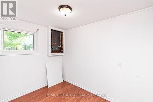 100 Mountain Avenue N, Hamilton (Stoney Creek), ON - Indoor Photo Showing Other Room