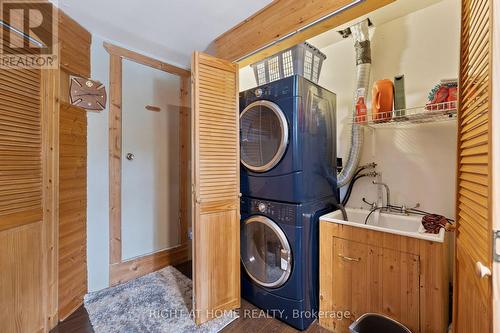 235 Loch Erne Road, Mcdougall, ON - Indoor Photo Showing Laundry Room