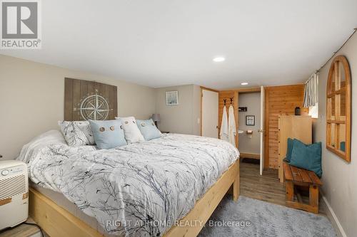 235 Loch Erne Road, Mcdougall, ON - Indoor Photo Showing Bedroom