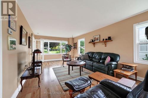 50 St Lawrence Street, South Stormont, ON - Indoor Photo Showing Living Room