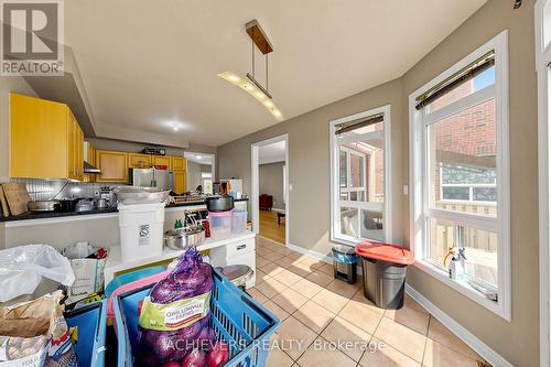 517 Navigator Drive, Mississauga, ON - Indoor Photo Showing Other Room