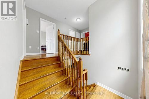 517 Navigator Drive, Mississauga, ON - Indoor Photo Showing Other Room