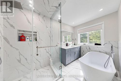 517 Navigator Drive, Mississauga, ON - Indoor Photo Showing Bathroom