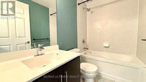 723 - 15 James Finlay Way, Toronto, ON - Indoor Photo Showing Bathroom
