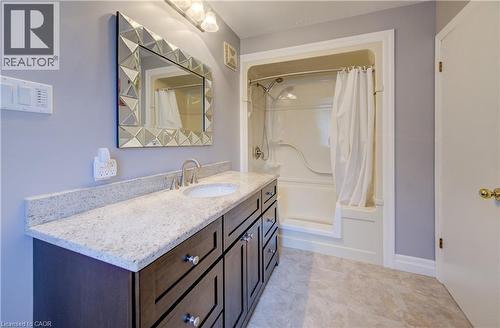 254 Wellington Street W, Mount Forest, ON - Indoor Photo Showing Bathroom
