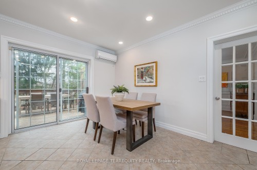 223 Riverside Drive, Toronto, ON - Indoor Photo Showing Dining Room