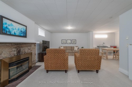 223 Riverside Drive, Toronto, ON - Indoor Photo Showing Living Room With Fireplace