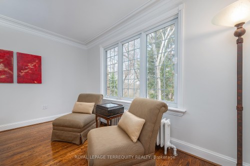 223 Riverside Drive, Toronto, ON - Indoor