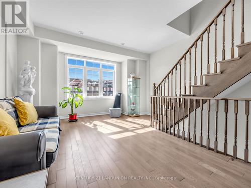 10941 Victoria Square Boulevard, Markham, ON - Indoor