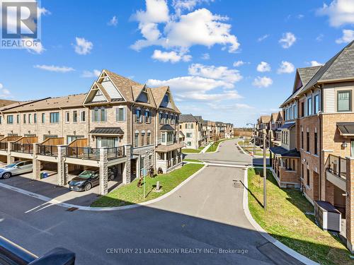 10941 Victoria Square Boulevard, Markham, ON - Outdoor
