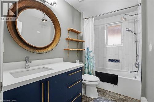 485 Cochrane Road, Hamilton, ON - Indoor Photo Showing Bathroom
