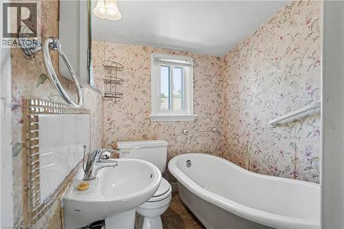485 Cochrane Road, Hamilton, ON - Indoor Photo Showing Bathroom
