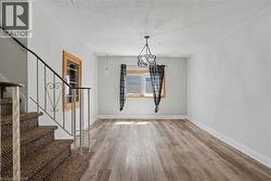 Large dining room - 