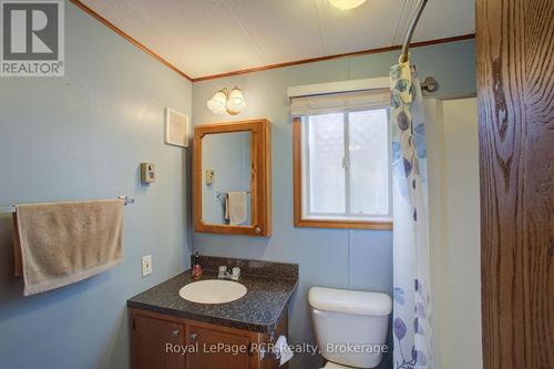 4 pc bathroom - 3 Maple St - 79681 Bluewater Hwy 21, Central Huron (Goderich), ON - Indoor Photo Showing Bathroom