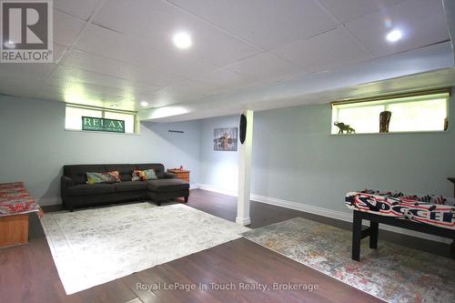 18 Shady Glen Lane, Mono, ON - Indoor Photo Showing Other Room