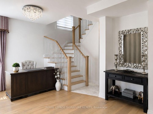 308 King Road, Richmond Hill, ON - Indoor Photo Showing Other Room