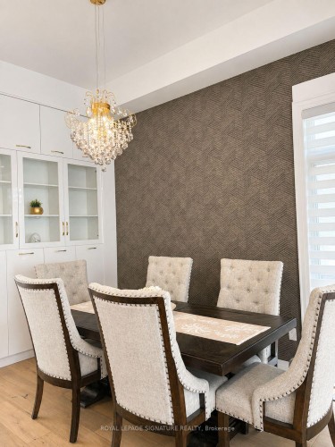 308 King Road, Richmond Hill, ON - Indoor Photo Showing Dining Room